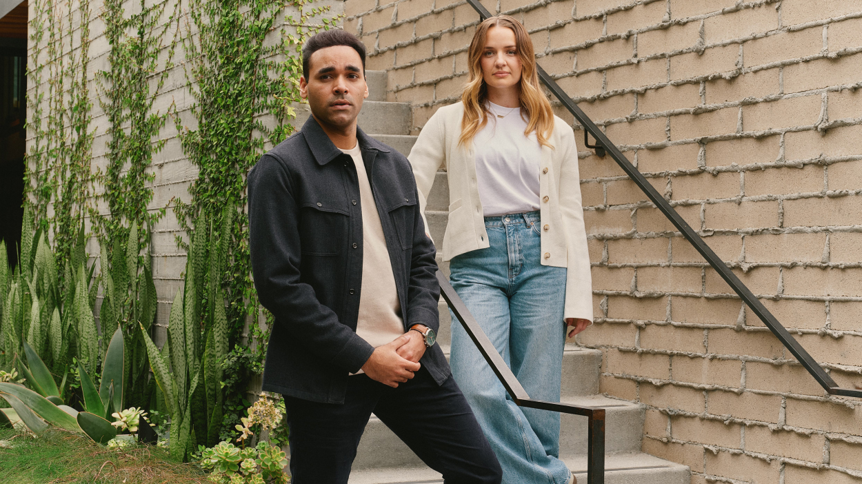 How to Create a Financial Advisor Meeting Script for First-Time Clients